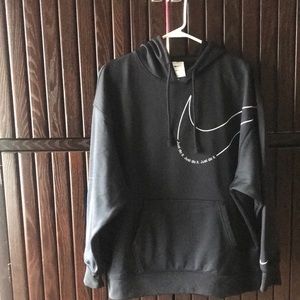 Women’s Nike sweatshirt